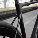 RR 9.6 - Route Polyvalent SUPERIOR Carbone - 105 Di2 / DT Erc1600 Carbone / Combo – Image 12